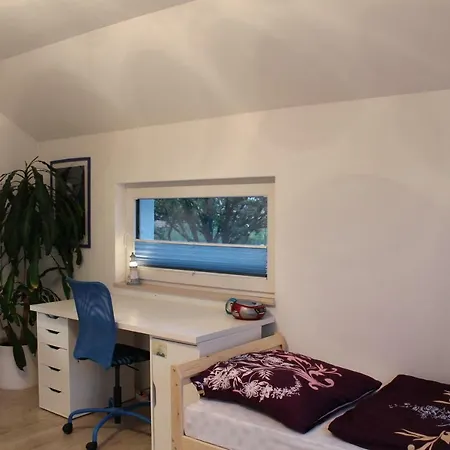 Quarto em Acomodações Particulares - Agency *